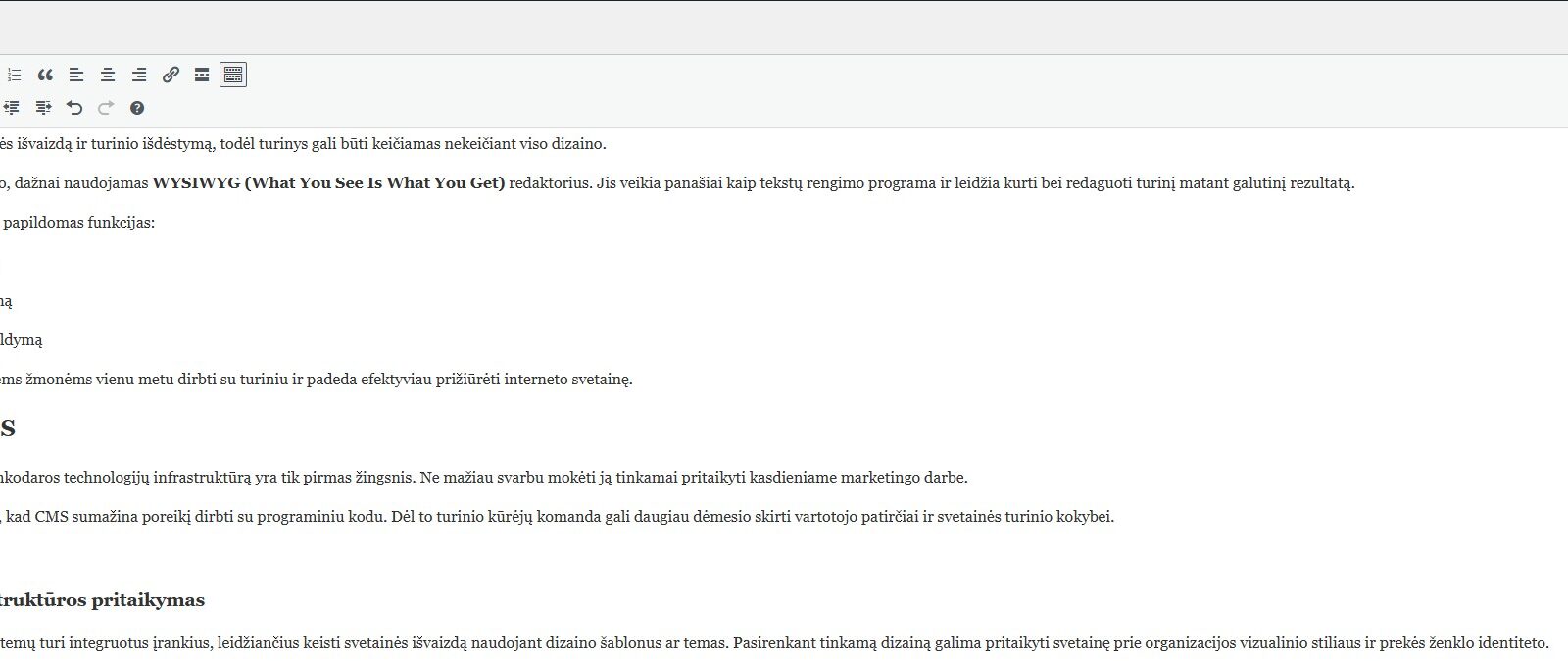 Ekrano nuotrauka iš turinio redagavimo lango, kuriame rašomas straipsnis apie turinio valdymo sistemą (CMS) su antraštėmis, pastraipomis ir punktų sąrašu.